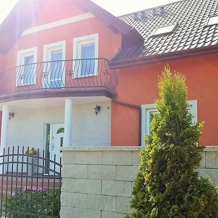 ホームステイ Akord